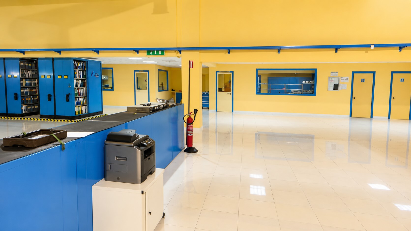 Main Laboratory (view 2)